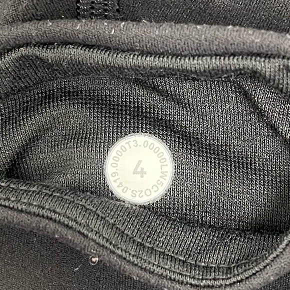 Lululemon align joggers 28” black women’s size 4 - Picture 4 of 4